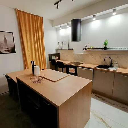 Modern Flat , Quiet Area Ideal For Family Апартаменты Варшава
