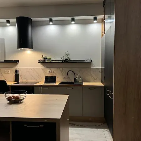 Apartment Modern Flat , Quiet Area Ideal For Family